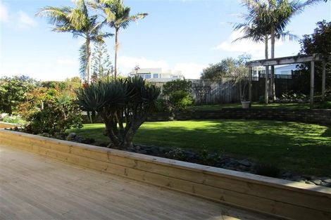 Photo of property in 62 Hebron Road, Waiake, Auckland, 0630