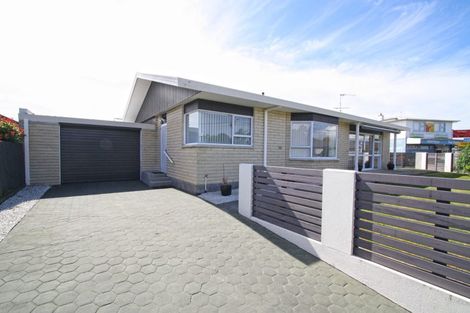 Photo of property in 145 Mangorei Road, Merrilands, New Plymouth, 4312