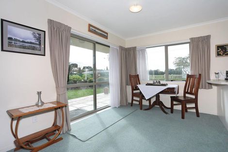 Photo of property in 17 Johnson Street, Bulls, 4818