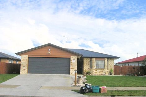 Photo of property in 26 Kittyhawk Place, Melville, Hamilton, 3206