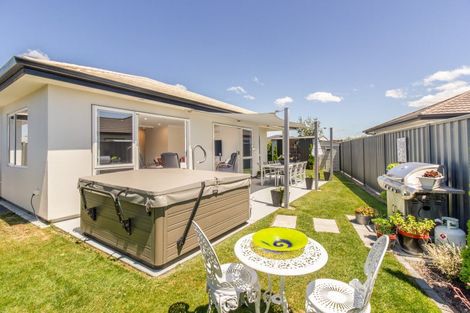 Photo of property in 1 Pukaki Place, Poraiti, Napier, 4112