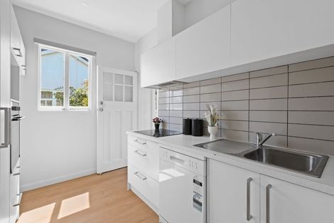 Photo of property in 17 Hart Street, Woolston, Christchurch, 8023