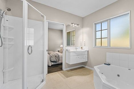 Photo of property in 9 Providence Place, Redwood, Christchurch, 8051