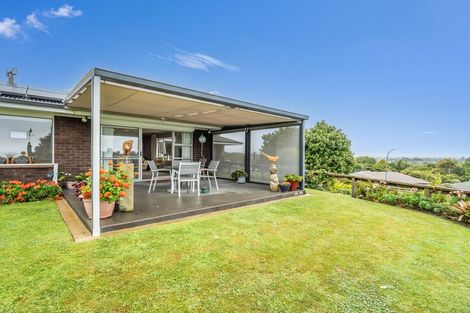 Photo of property in 2 Tautara Place, Ohauiti, Tauranga, 3112