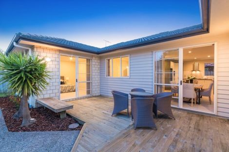 Photo of property in 18 Plantation Avenue, Flat Bush, Auckland, 2016