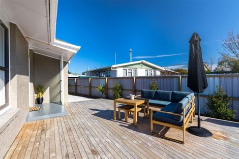 Photo of property in 24 Paddington Street, Northcote, Christchurch, 8052