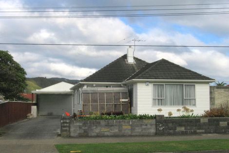 Photo of property in 54 Reynolds Street, Taita, Lower Hutt, 5011