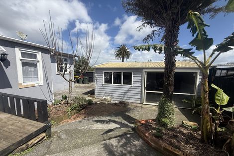 Photo of property in 1/32 Waterview Road East, Papakura, 2112