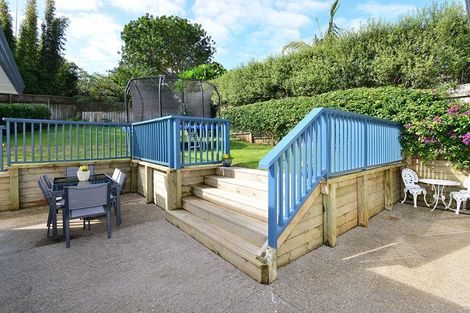 Photo of property in 9 Jelas Road, Red Beach, 0932