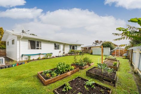 Photo of property in 12 Capri Place, Awapuni, Palmerston North, 4412
