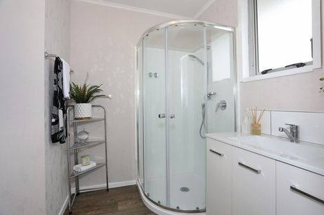 Photo of property in 53 Herbert Avenue, Cloverlea, Palmerston North, 4412