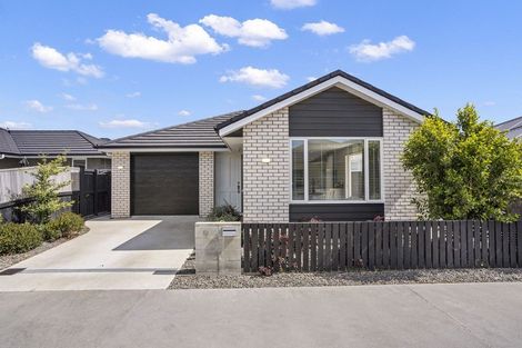 Photo of property in 10 Toi Place, Papamoa, 3118