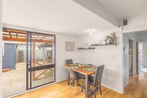 Photo of property in 33 Aurora Street, Hei Hei, Christchurch, 8042