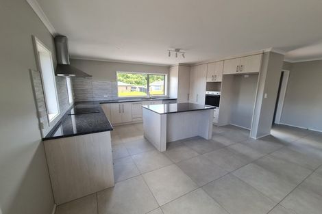 Photo of property in 16 Oakland Place, Ngongotaha, Rotorua, 3010