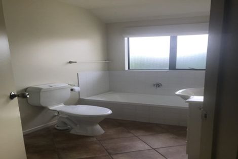 Photo of property in 1/15 Glastron Place, Bayview, Auckland, 0629