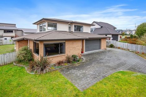 Photo of property in 1 Botanical Heights Drive, Waipahihi, Taupo, 3330