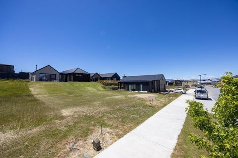 Photo of property in 51 Avalon Station Drive, Wanaka, 9305