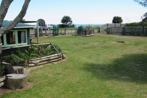 Photo of property in 71 Opape Beach Road, Toatoa, Opotiki, 3197