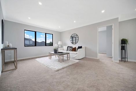 Photo of property in 1 Kate Duncan Drive, Swanson, Auckland, 0614