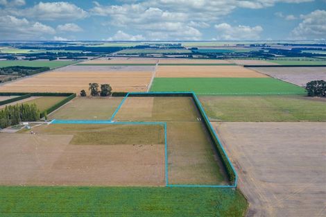 Photo of property in 1009 Wolffs Road, West Eyreton, Rangiora, 7476