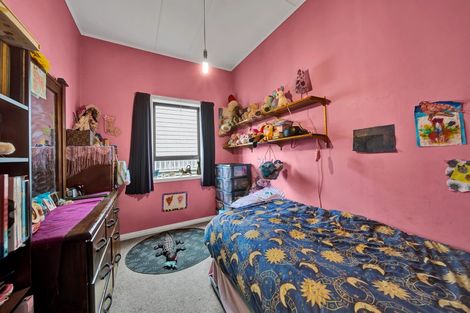 Photo of property in 184 High Street, Eltham, 4322