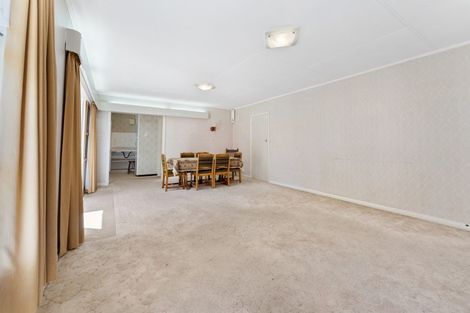 Photo of property in 1 Trent Street, Rongotea, 4476