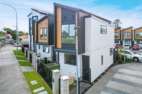 Photo of property in 2 Red Arches Road, Henderson, Auckland, 0610