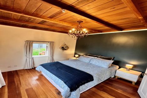 Photo of property in 74 Cologne Street, Martinborough, 5711