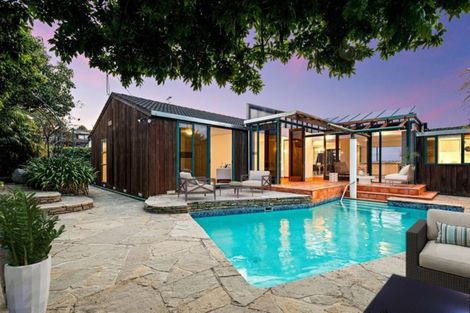 Photo of property in 43 Manurere Avenue, Takapuna, Auckland, 0622