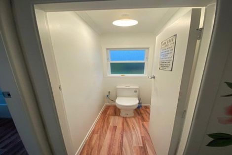 Photo of property in 30 Oregon Drive, Maoribank, Upper Hutt, 5018