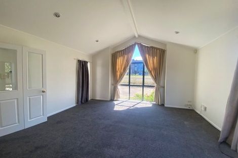 Photo of property in 240 Botany Road, Golflands, Auckland, 2013