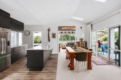 Photo of property in 2 Karanema Place, Coastlands, Whakatane, 3120