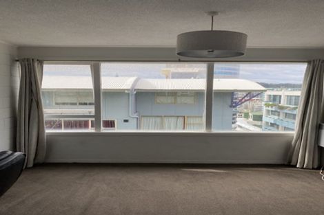 Photo of property in Churchill Flats, 213 The Terrace, Wellington Central, Wellington, 6011