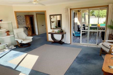 Photo of property in 19a Oakridge Drive, Kerikeri, 0230