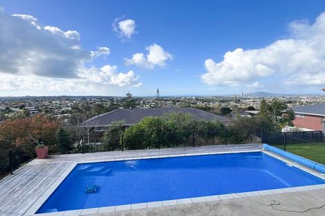 Photo of property in 42 Monarch Avenue, Hillcrest, Auckland, 0627