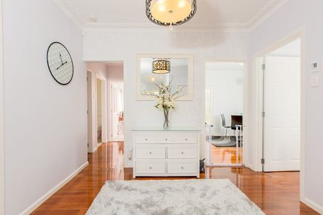 Photo of property in 4164 Great North Road, Glendene, Auckland, 0602