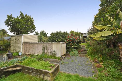 Photo of property in 51 Barrier View Road, Leigh, 0985