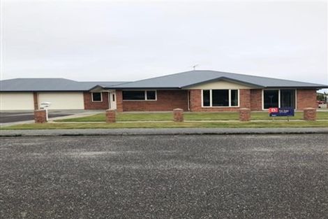 Photo of property in 144 Hall Street, Hokitika, 7810