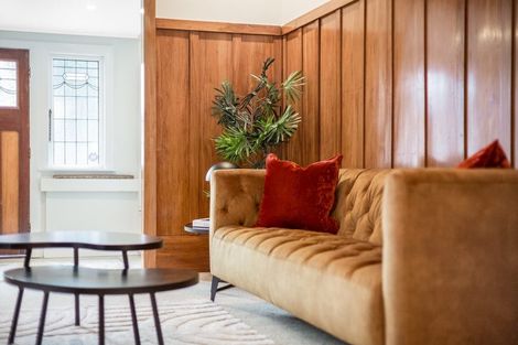 Photo of property in 49 Oroua Street, Eastbourne, Lower Hutt, 5013