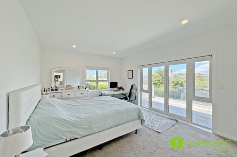 Photo of property in 26 Beach Road, Castor Bay, Auckland, 0620