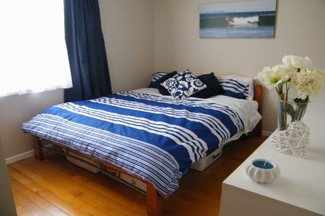 Photo of property in 32 Cardiff Road, Pakuranga, Auckland, 2010