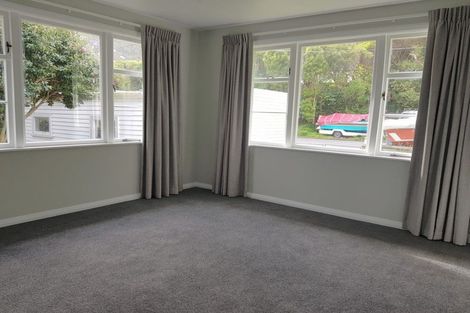 Photo of property in 98 Melbourne Road, Island Bay, Wellington, 6023