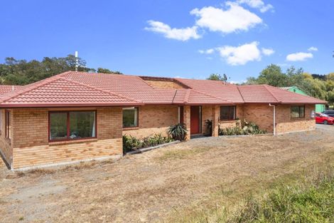 Photo of property in 1370 East Coast Road, Redvale, Albany, 0794