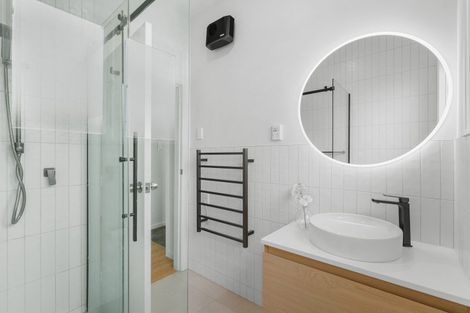 Photo of property in 166 Lyttelton Street, Spreydon, Christchurch, 8024