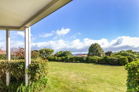 Photo of property in 19 Magnolia Rise, Waipahihi, Taupo, 3330