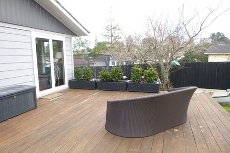 Photo of property in 17 Clyma Place, Massey, Auckland, 0614