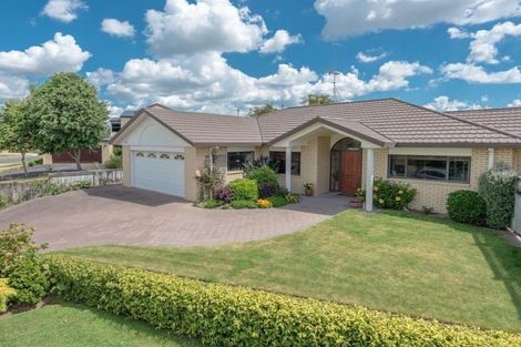 Photo of property in 50 Keswick Crescent, Huntington, Hamilton, 3210