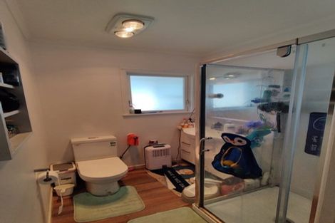 Photo of property in 2/1 Exmouth Road, Northcote, Auckland, 0627