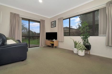 Photo of property in 22 Nivarna Way, Ohauiti, Tauranga, 3112