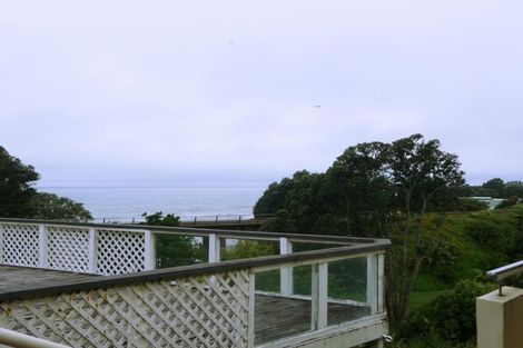 Photo of property in 7 Autere Street, Strandon, New Plymouth, 4312